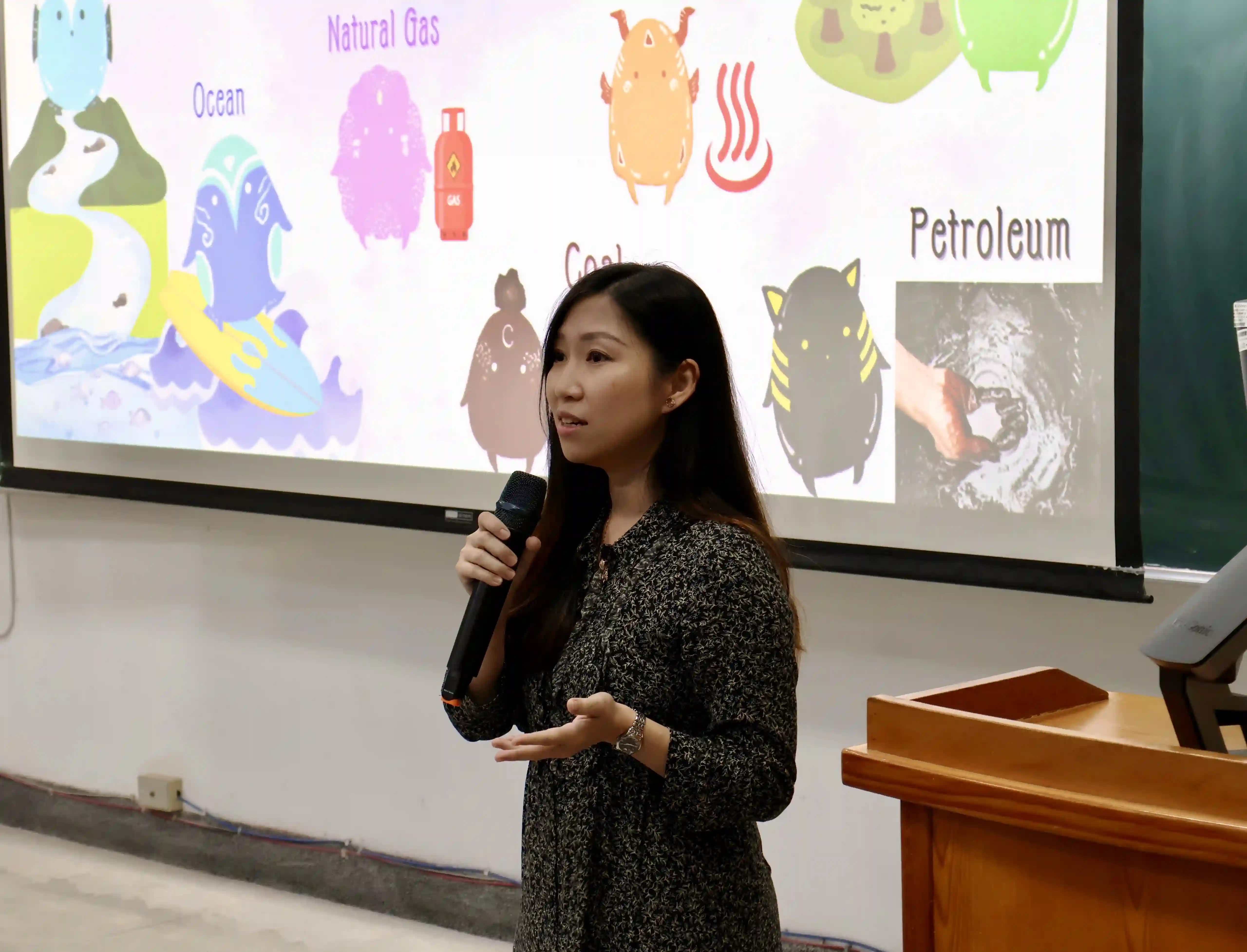 Sharon_194.webp (194 KB)