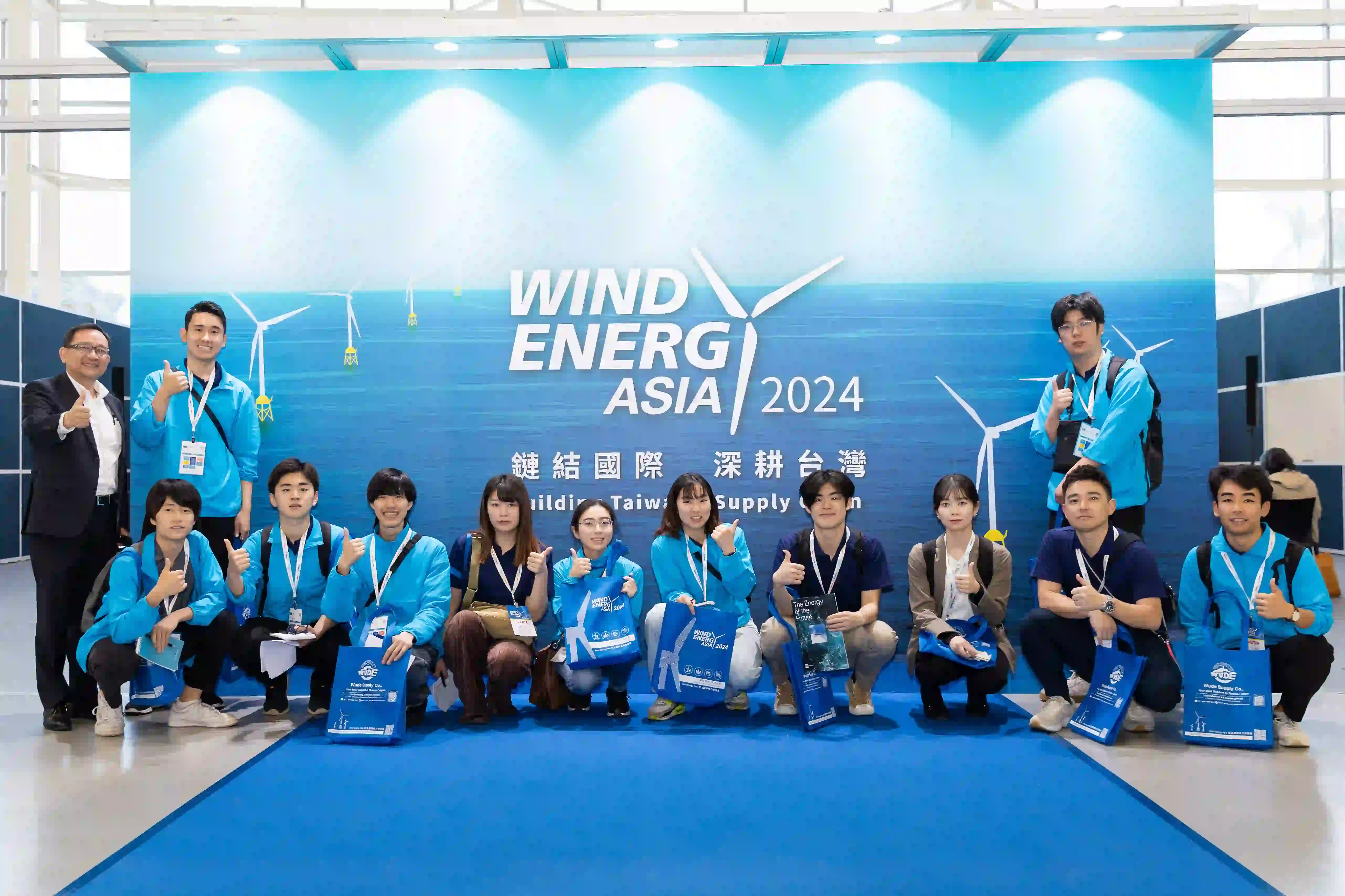 2_140KB.webp (141 KB)