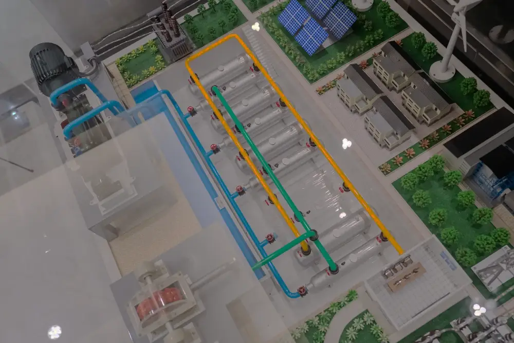 -從化學反應到物理法則： 走出一條非主流的儲能之路