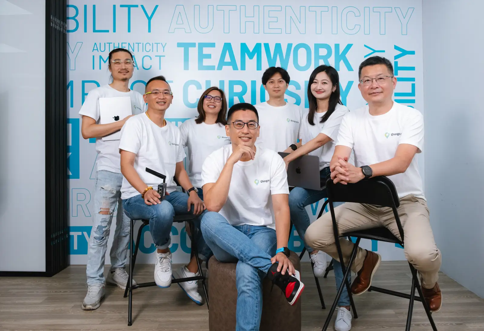 thingnario3.webp (86 KB)