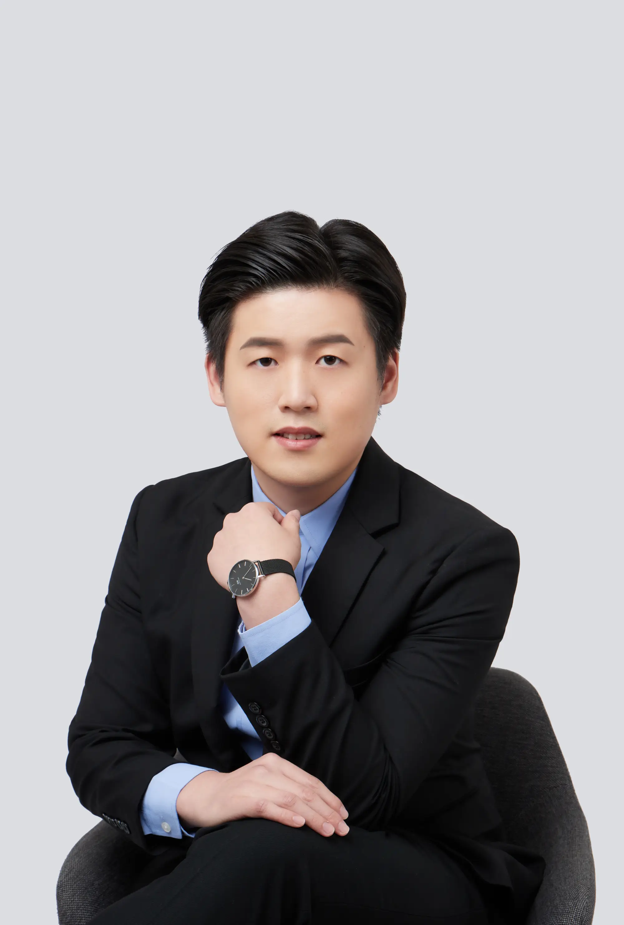 Justin Chen_Photo1.webp (83 KB)